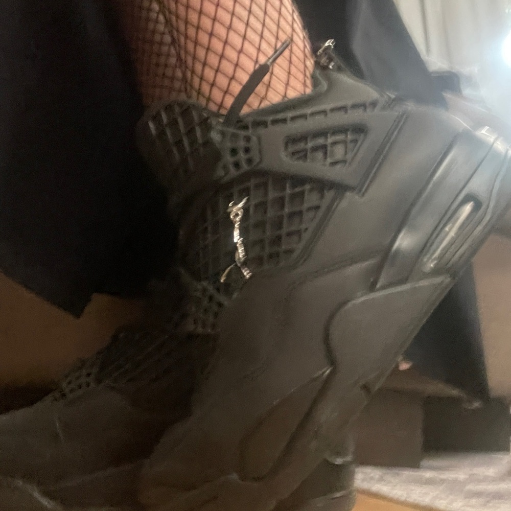 Women’s Jordan’s Net Black 4’s